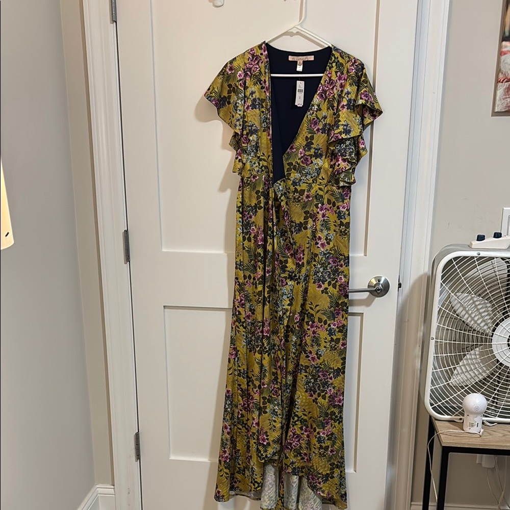 Anthropologie Green and Yellow Sundress with Flutter Sleeves and V-Neck